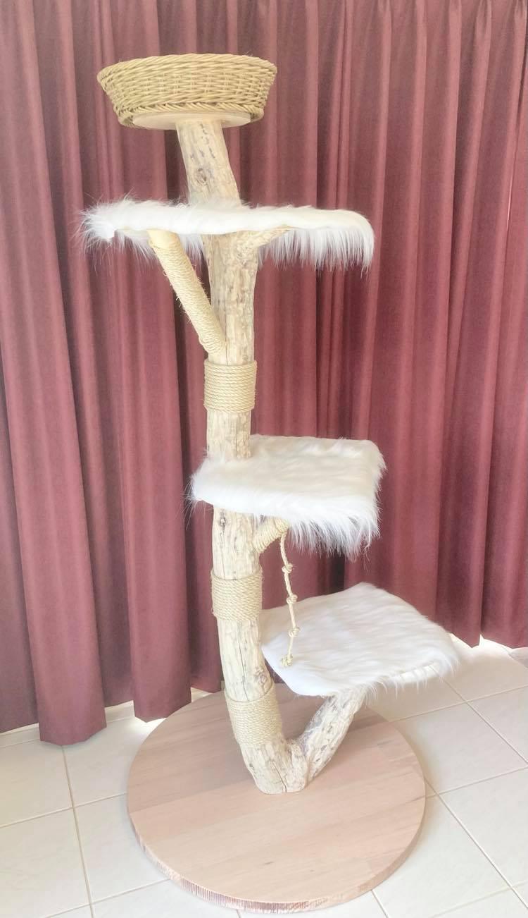 Handmade real cat tree. Cat scratcher. Kitty furniture.